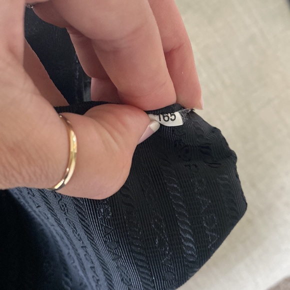 Prada ruffled black leather hobo tote bag - Picture 9 of 14